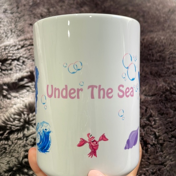 NEW✨ Little Mermaid Mug✨🧜‍♀️🐠🦀 - Picture 3 of 5
